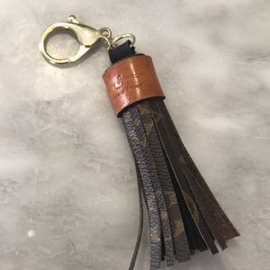 Tassel key chain